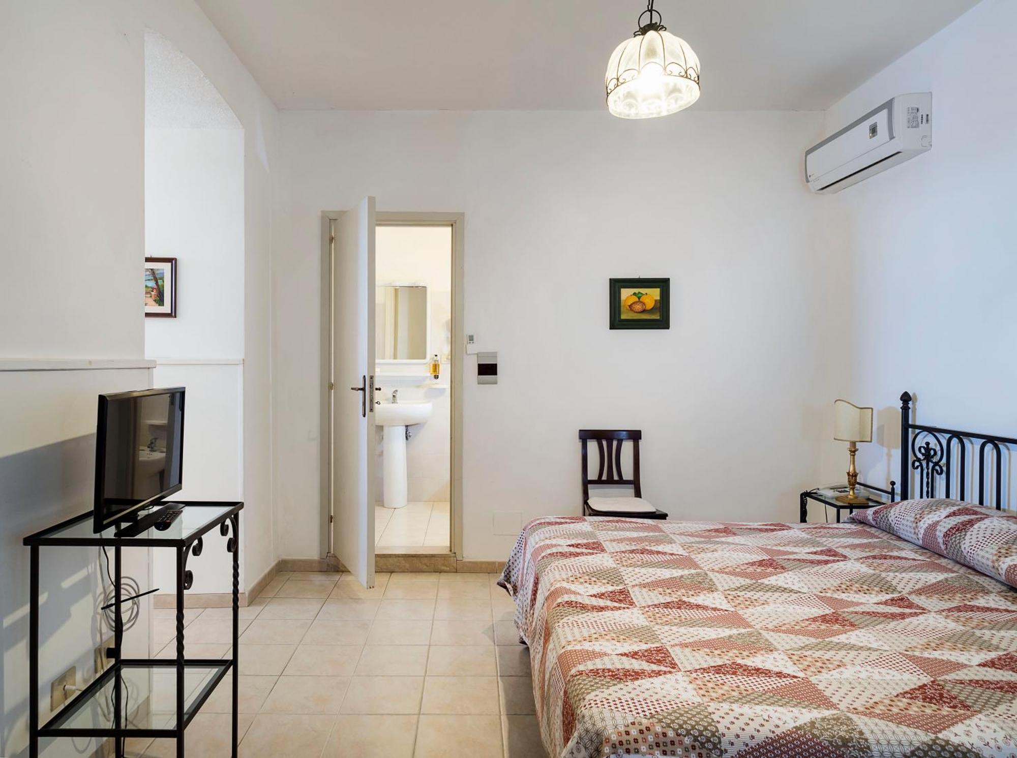 Hotel Bel Soggiorno ตาออร์มินา ภายนอก รูปภาพ