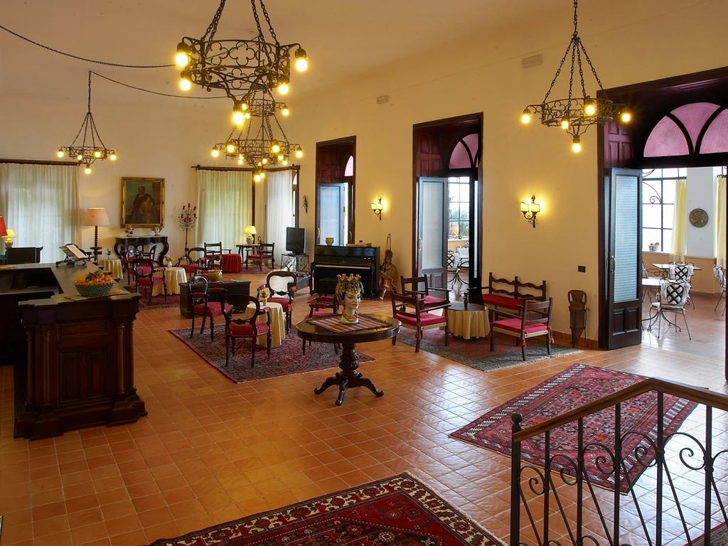 Hotel Bel Soggiorno ตาออร์มินา ภายนอก รูปภาพ